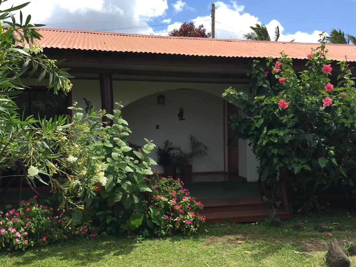 Cabanas Hinariru Nui Hanga Roa Buitenkant foto